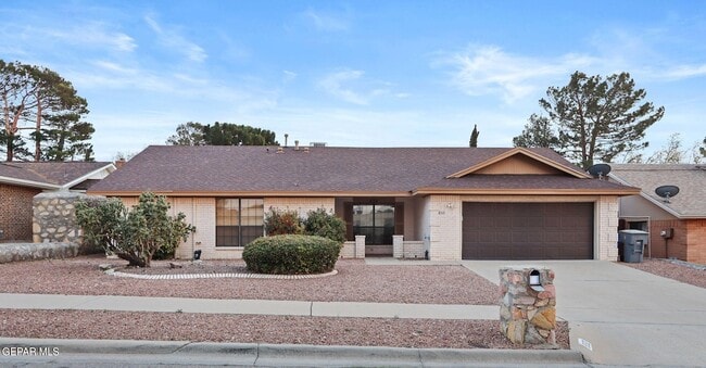 property at 832 Tepic Dr