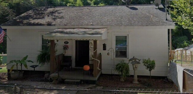 property at 321 N Vance St