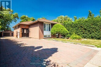 1366 Poprad Ave in Pickering, ON - Building Photo - Building Photo