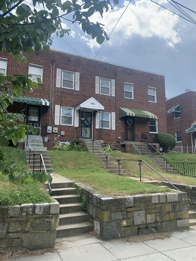 property at 4627 E Capitol St SE