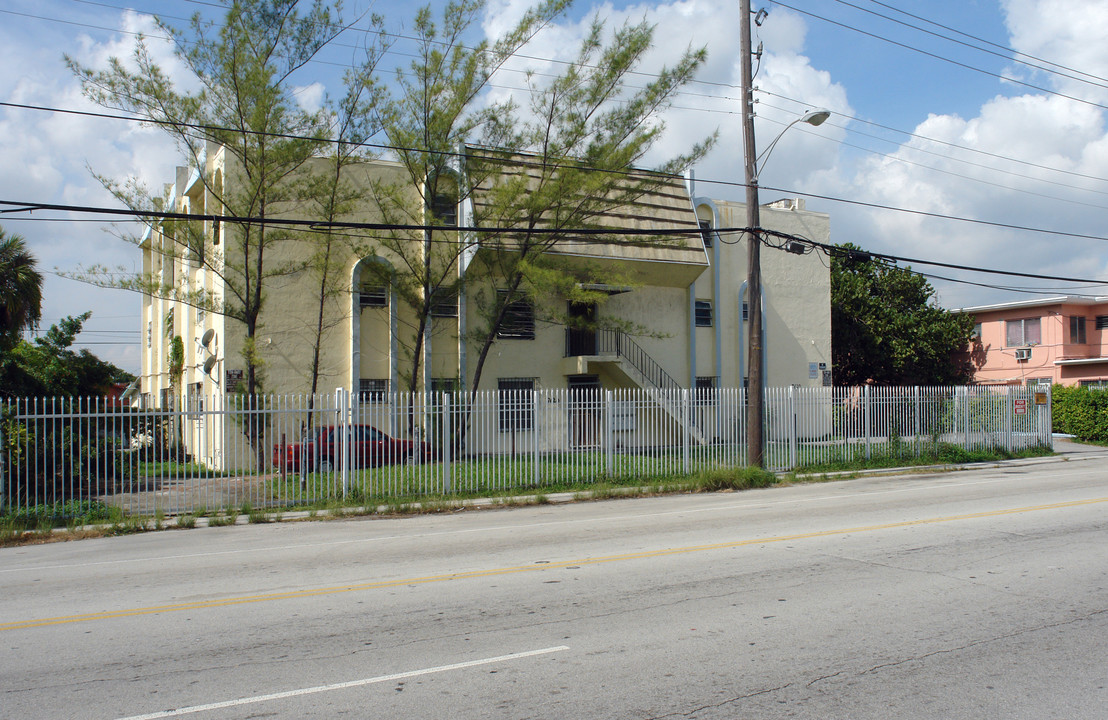 7620 NW 2nd Ave in Miami, FL - Building Photo