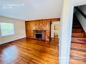 3 Cambridge Pl in Hampton, VA - Building Photo - Building Photo