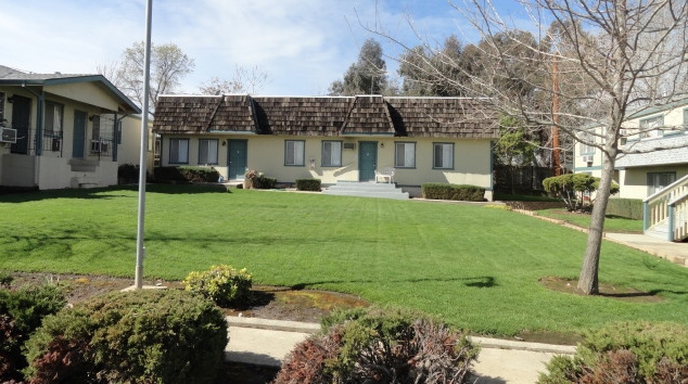 Fairview Apartments in Roseville, CA - Foto de edificio