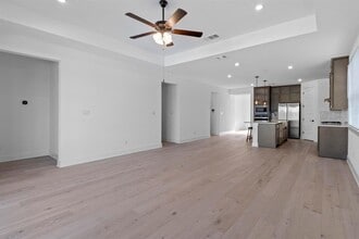 1325 Castalo Ln in Leander, TX - Building Photo - Building Photo