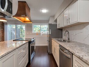 3083 Colonial Way in Chamblee, GA - Building Photo - Building Photo