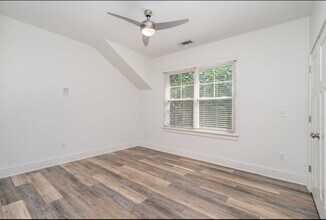 1121 Cahal Ave in Nashville, TN - Building Photo - Building Photo