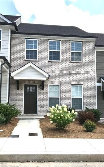 243 Mansfield Dr in Gallatin, TN - Building Photo
