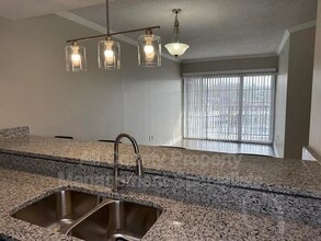 2002 Greene St in Columbia, SC - Foto de edificio - Building Photo