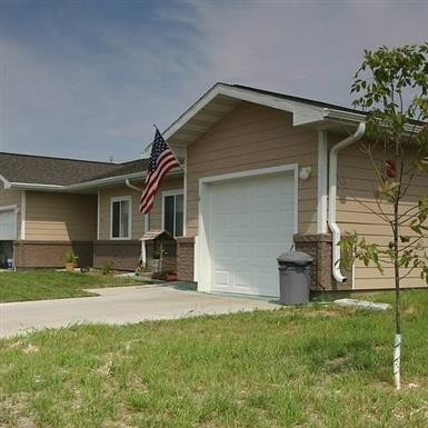 Salisbury Court in Council Bluffs, IA - Building Photo