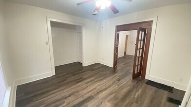 38-40-40 E 18th Ave in Columbus, OH - Building Photo - Building Photo