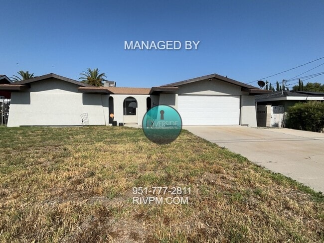 9369 Acacia Ave in Fontana, CA - Building Photo - Building Photo