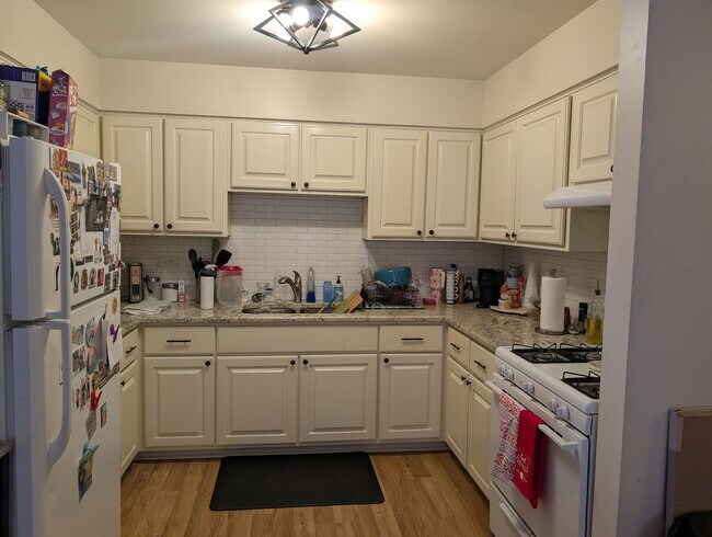 7840 Normandy Ave in Burbank, IL - Building Photo - Building Photo