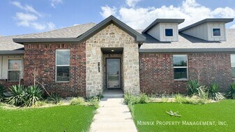 2703 137th St in Lubbock, TX - Building Photo