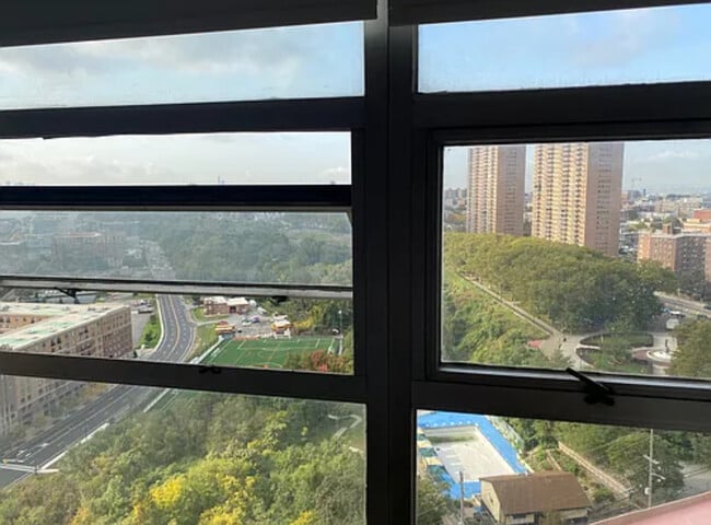 6050 Boulevard E, Unit 15G in West New York, NJ - Building Photo - Building Photo