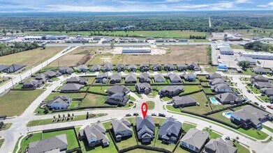 23413 Vineyard Dr in Alvin, TX - Foto de edificio - Building Photo