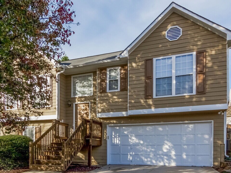 2695 Chadwick Ln NW in Acworth, GA - Building Photo