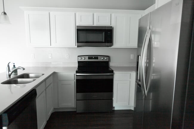 property at 552 N 360 W