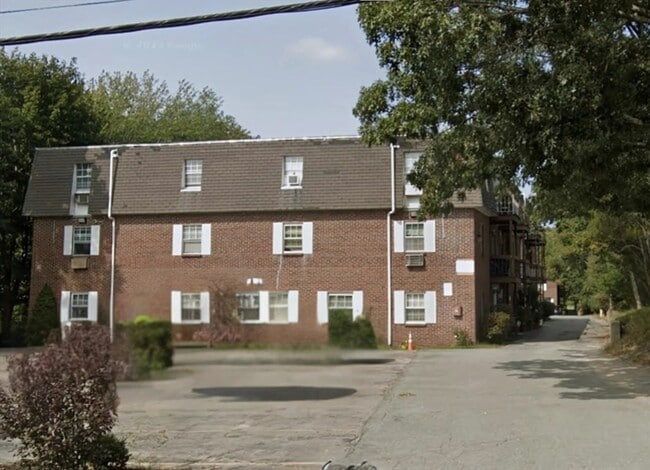 property at 23 North Ave