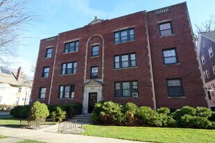 1152 Maple Ave, Unit 3 in Evanston, IL - Building Photo