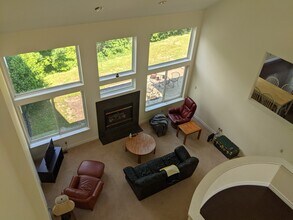 23 Observatory Cir, Unit 1 in Ithaca, NY - Building Photo - Building Photo