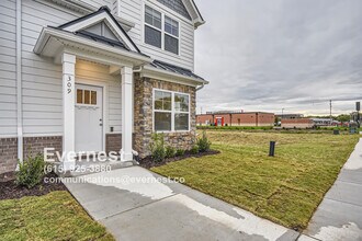 130 Carver Ln in Lebanon, TN - Building Photo - Building Photo