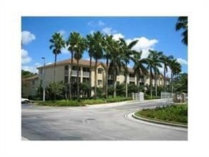 410 S Park Rd in Hollywood, FL - Building Photo - Building Photo