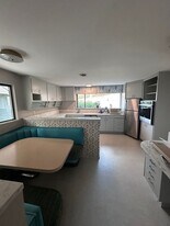 6819 S Langston Rd in Seattle, WA - Building Photo
