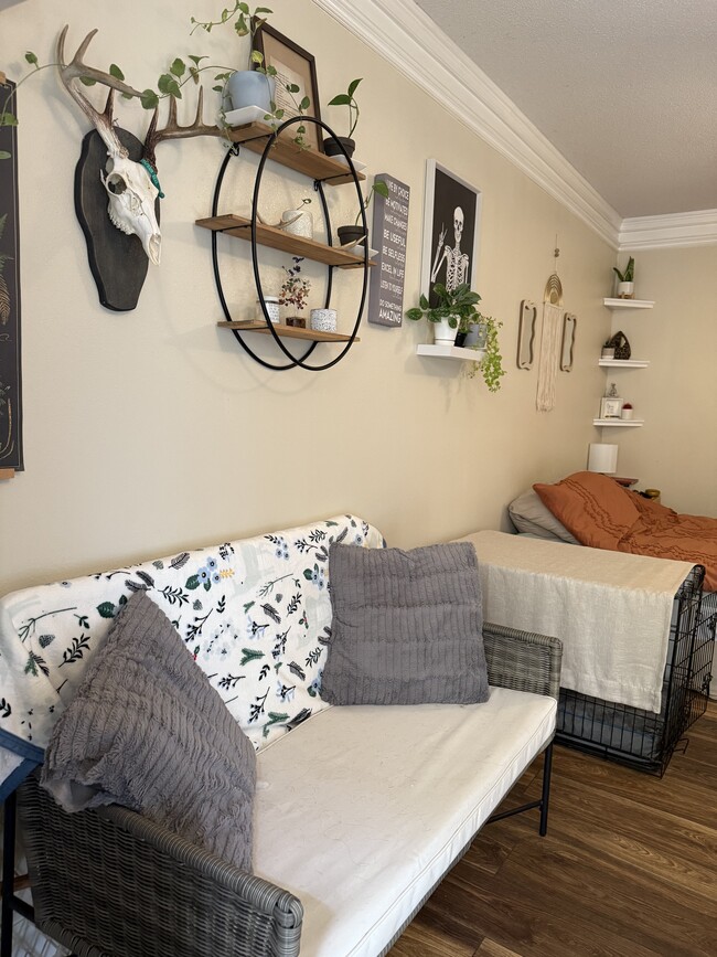 1185 Johnson Rd in Chickamauga, GA - Foto de edificio - Building Photo