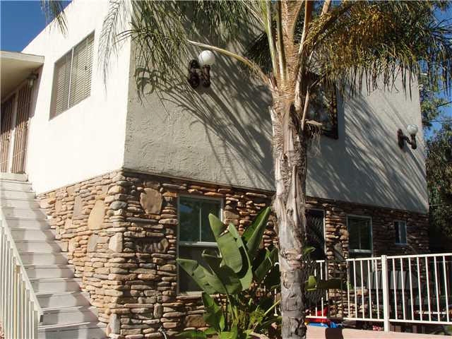 9210 Harness St in Spring Valley, CA - Building Photo