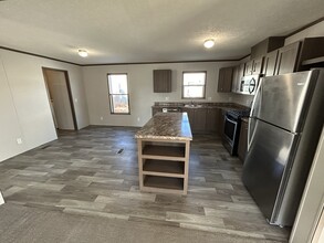 106 Idaho in Belleville, MI - Building Photo - Building Photo