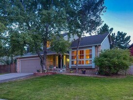 18972 E 44th Pl in Denver, CO - Building Photo