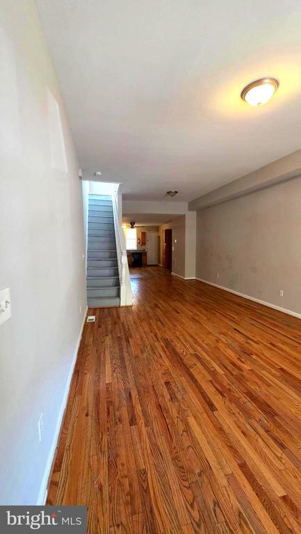 property at 539 N Luzerne Ave