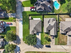 9519 Rodgers Rd in Houston, TX - Building Photo - Building Photo