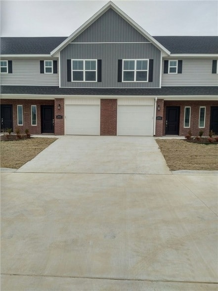 property at 2729 W Kilimanjaro Way