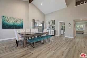 10754 Garland Dr in Culver City, CA - Building Photo - Building Photo