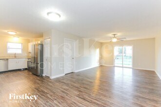 1177 Sunkiss Ct in Franklin, IN - Building Photo - Building Photo