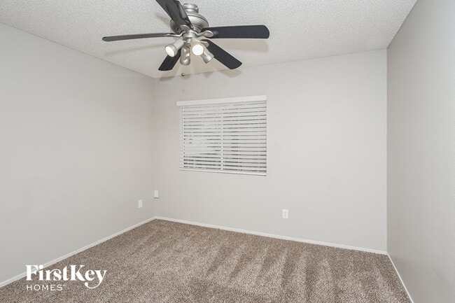 261 Mattino Way in Henderson, NV - Building Photo - Building Photo