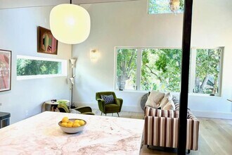 1000 Myra Ave in Los Angeles, CA - Building Photo - Building Photo