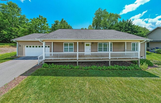 property at 74 N Sunset Ridge Dr