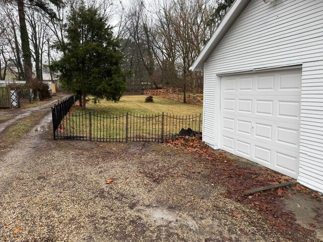 594 N 21st St in Newark, OH - Foto de edificio - Building Photo