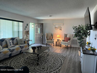 1688 Shore Dr in Merritt Island, FL - Foto de edificio - Building Photo