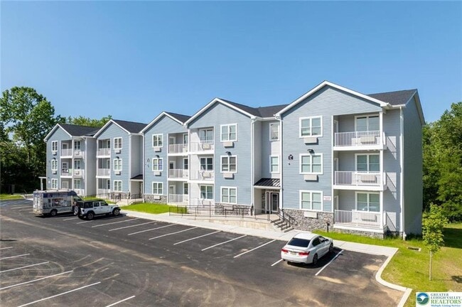 property at 948 N Front St