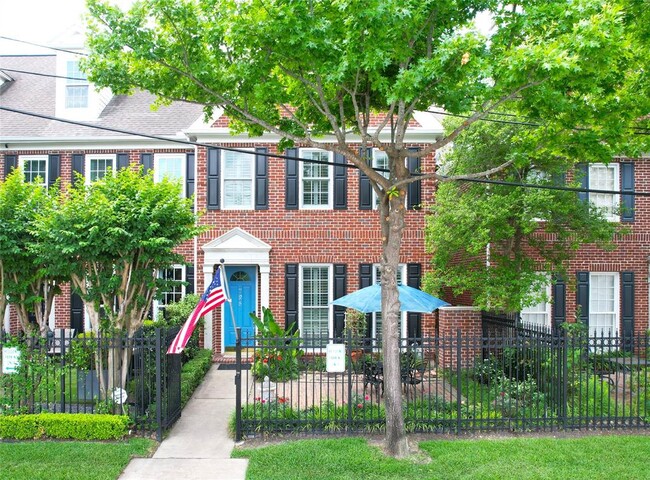 property at 728 Tirrell St