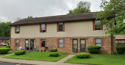 400 Elm St in Leesburg, OH - Building Photo - Building Photo