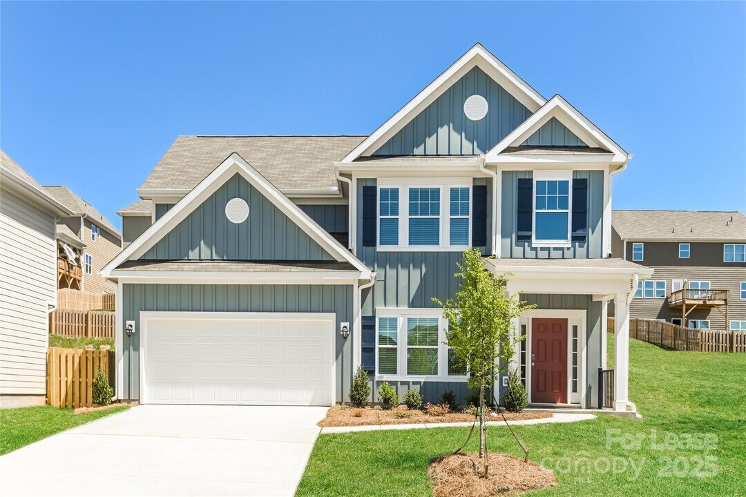 137 Queenshall Rd in Mooresville, NC - Building Photo