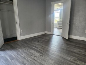 4 Shawmut St-Unit -A in Worcester, MA - Foto de edificio - Building Photo