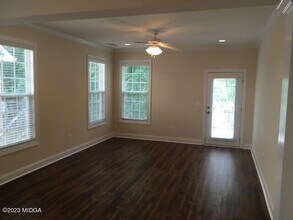111 Village in Macon, GA - Building Photo - Building Photo
