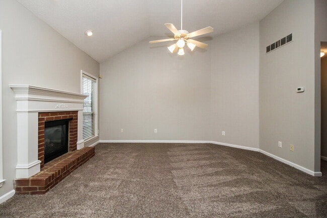 22 Saratoga Pl in Newnan, GA - Building Photo - Building Photo