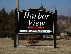 Harbor View Apartments in Cleveland, OK - Foto de edificio - Building Photo