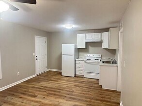 257 SE Bell St in Cleveland, TN - Building Photo - Building Photo